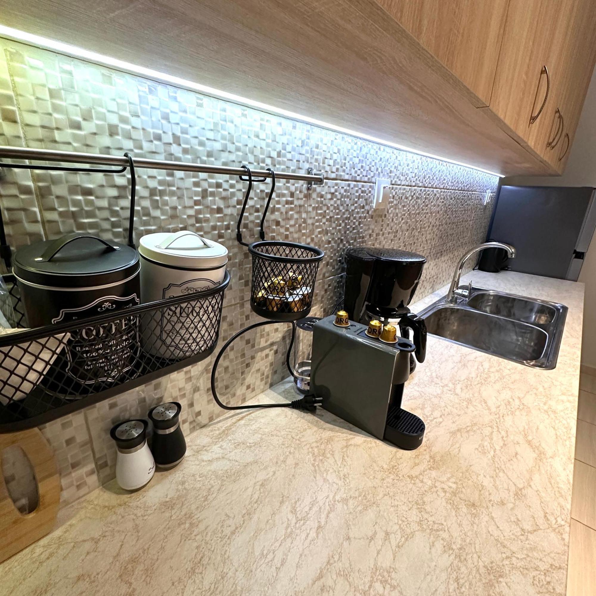 Anemome Deluxe Apartment テッサロニキ エクステリア 写真